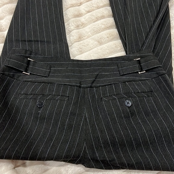Express Editor pants dark grey with white pin stripe. Sz 4R - Picture 4 of 4